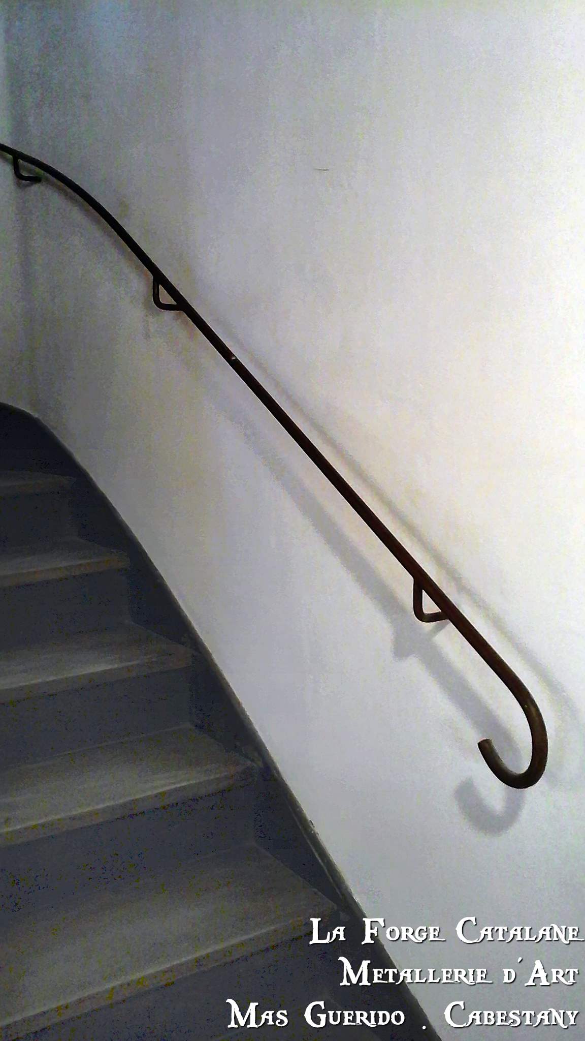 main courante fer rond plein forge catalane.jpg